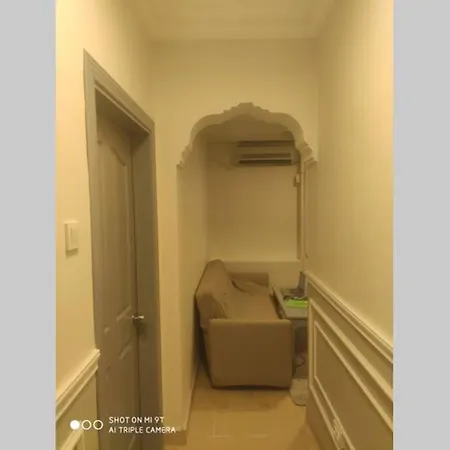 Apartment Big House, 350 Mt. Far From Center Of Sultanmahet Istanbul